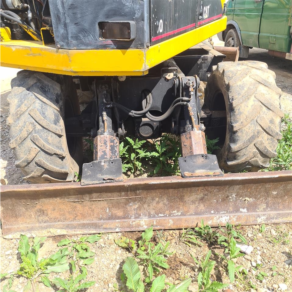 Cat-306-