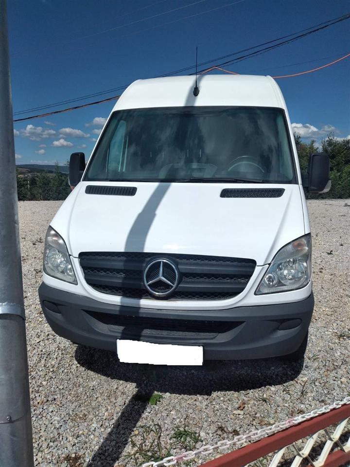 Mercedes-Sprinter-Maxi