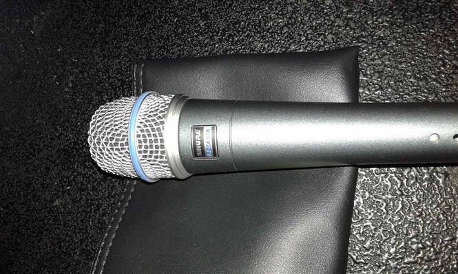 Microphone