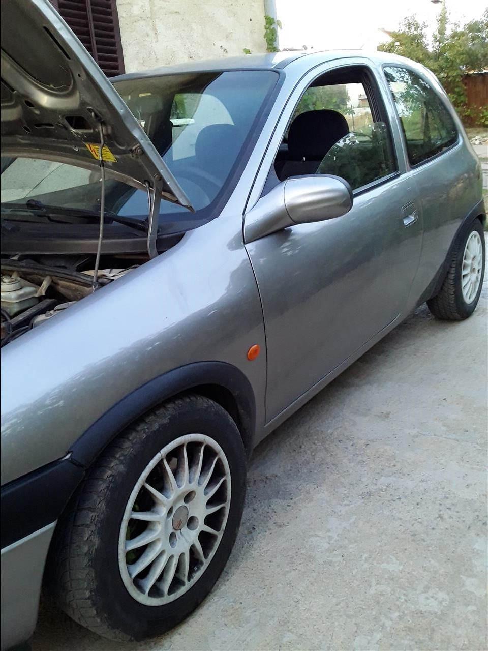 OPEL-Corsa-B