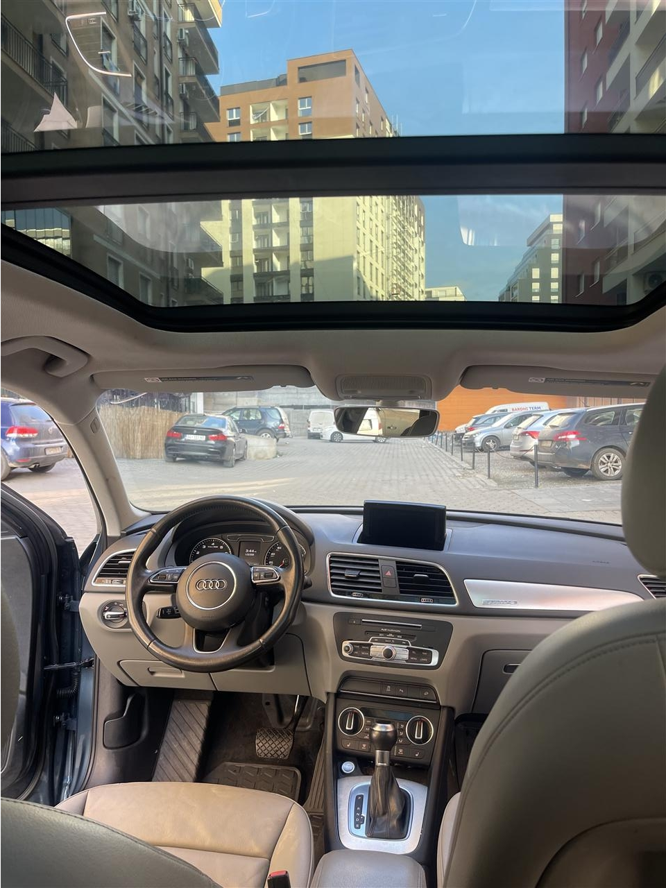 Audi-Q3-premium-plus-Quatro
