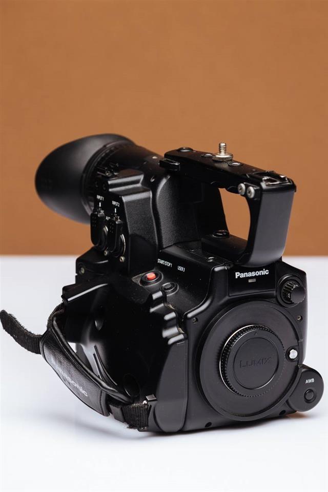 Panasonic-AF-100