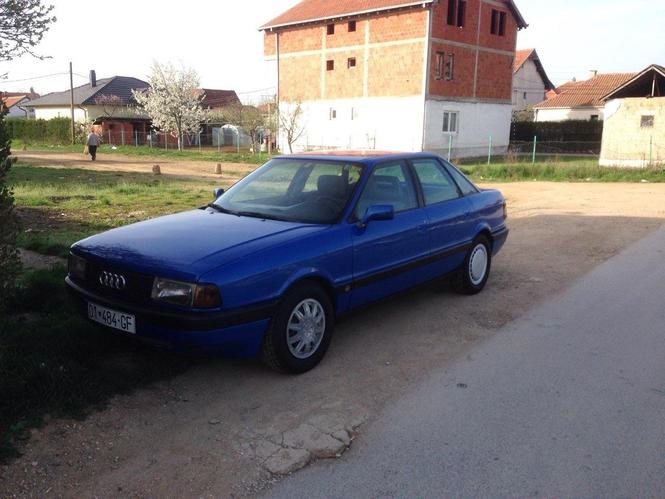 Shitet audi 80
