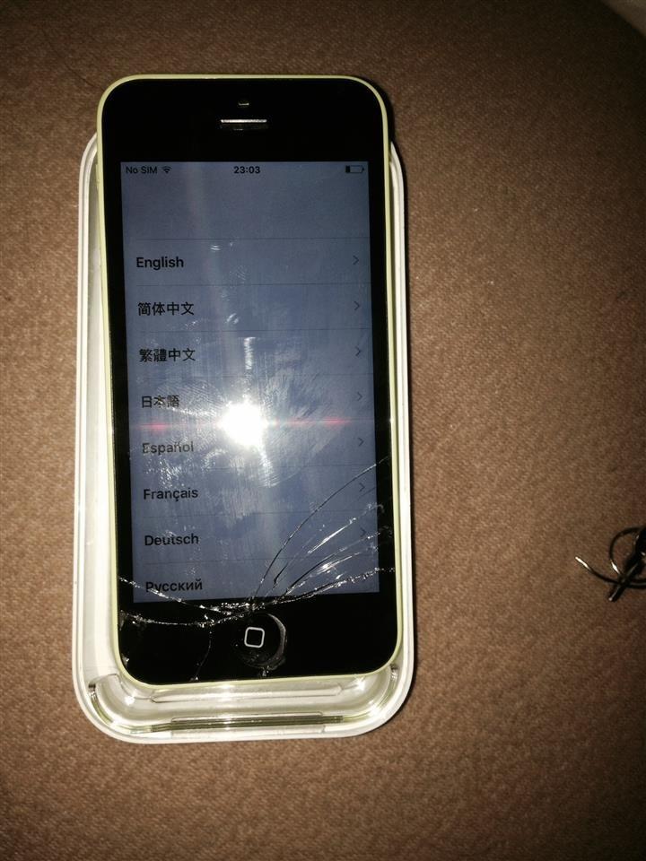 Shes-iPhone-5c-