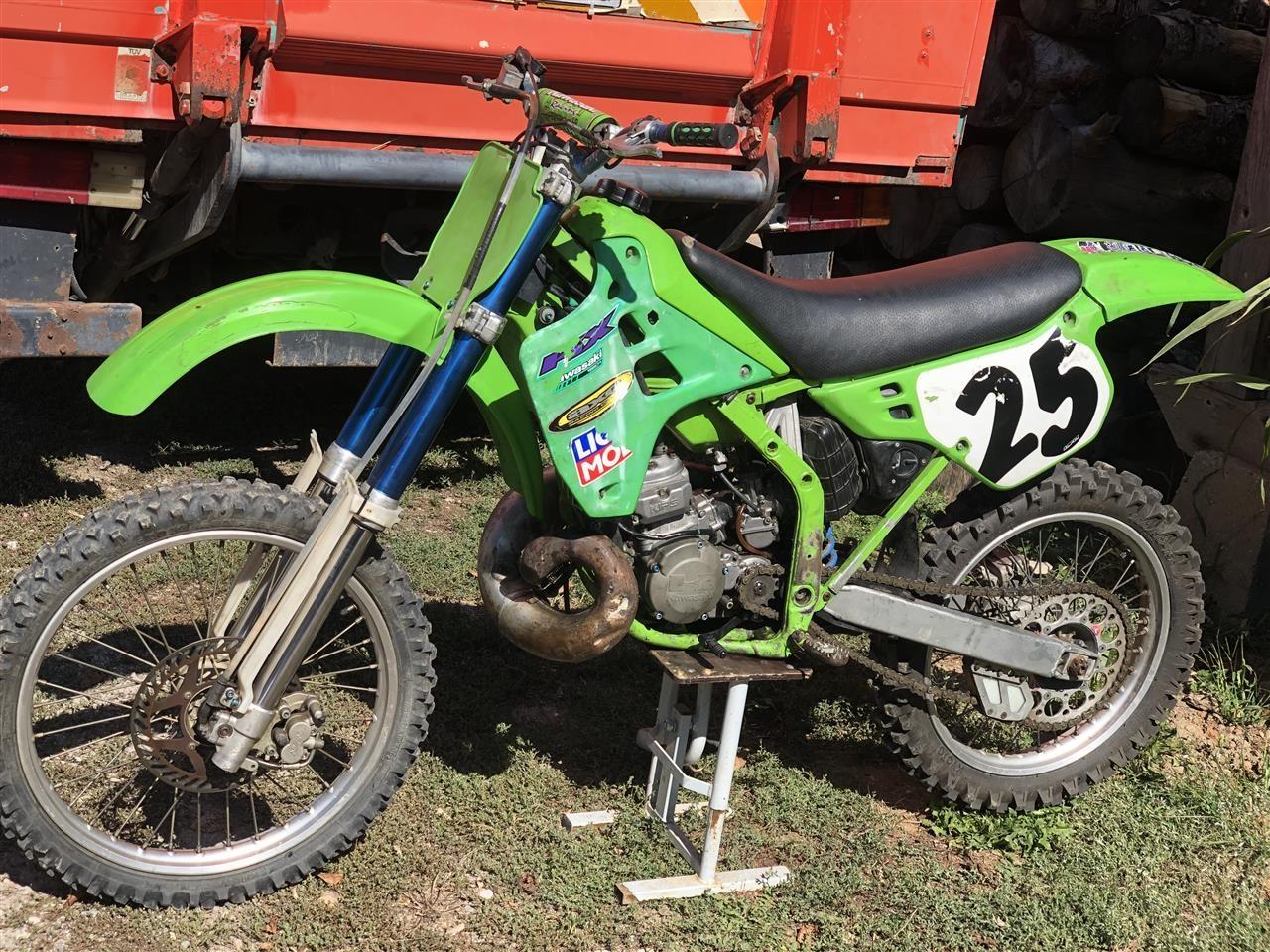 Kawasaki-KX-125-
