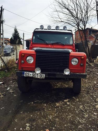 Land  Rover Defender -01 