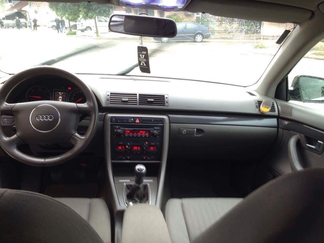 Audi-A4-1-9-
