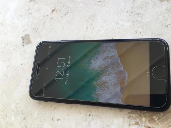 iphone 7  i zi