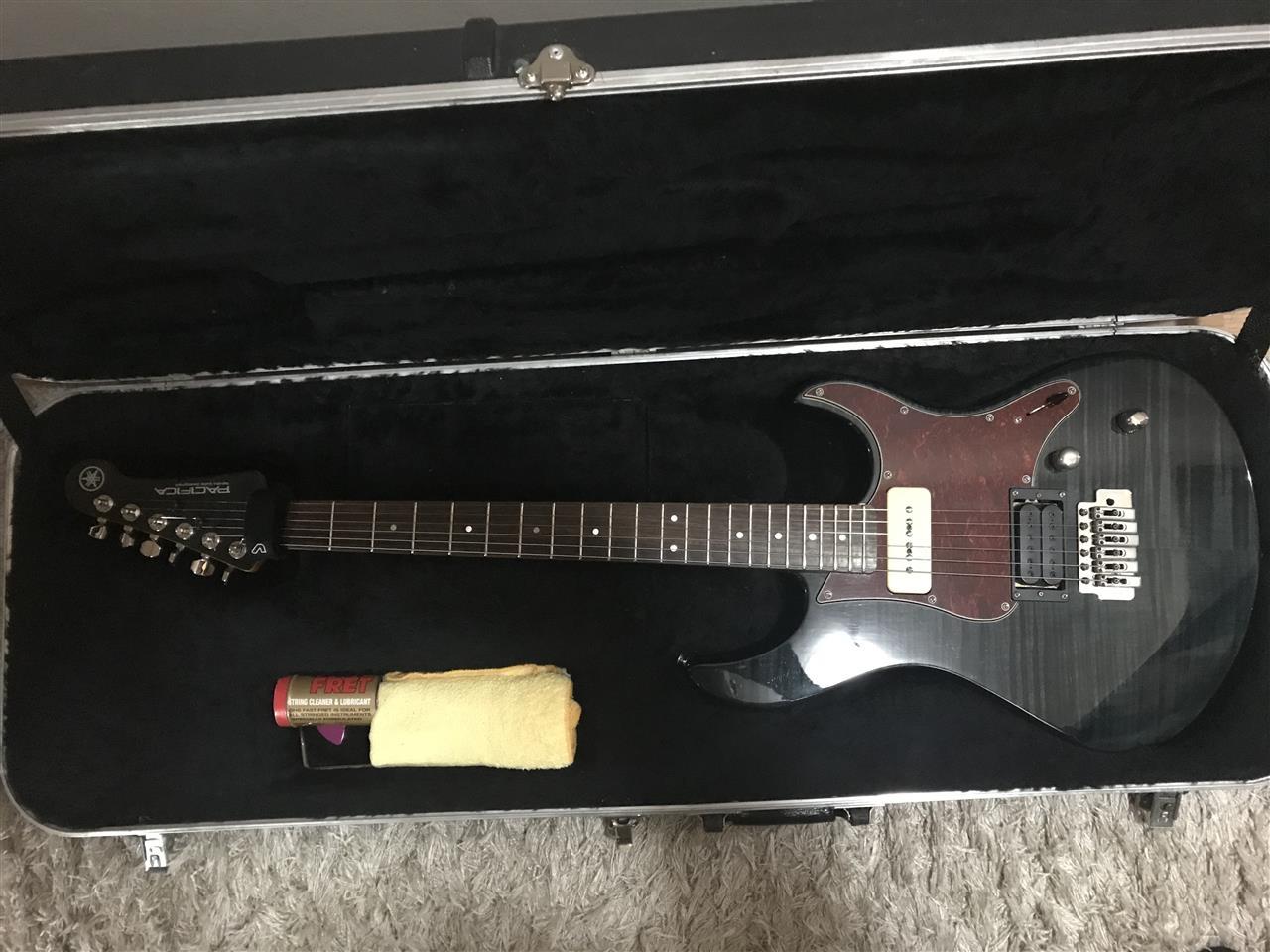 Shitet-gitara