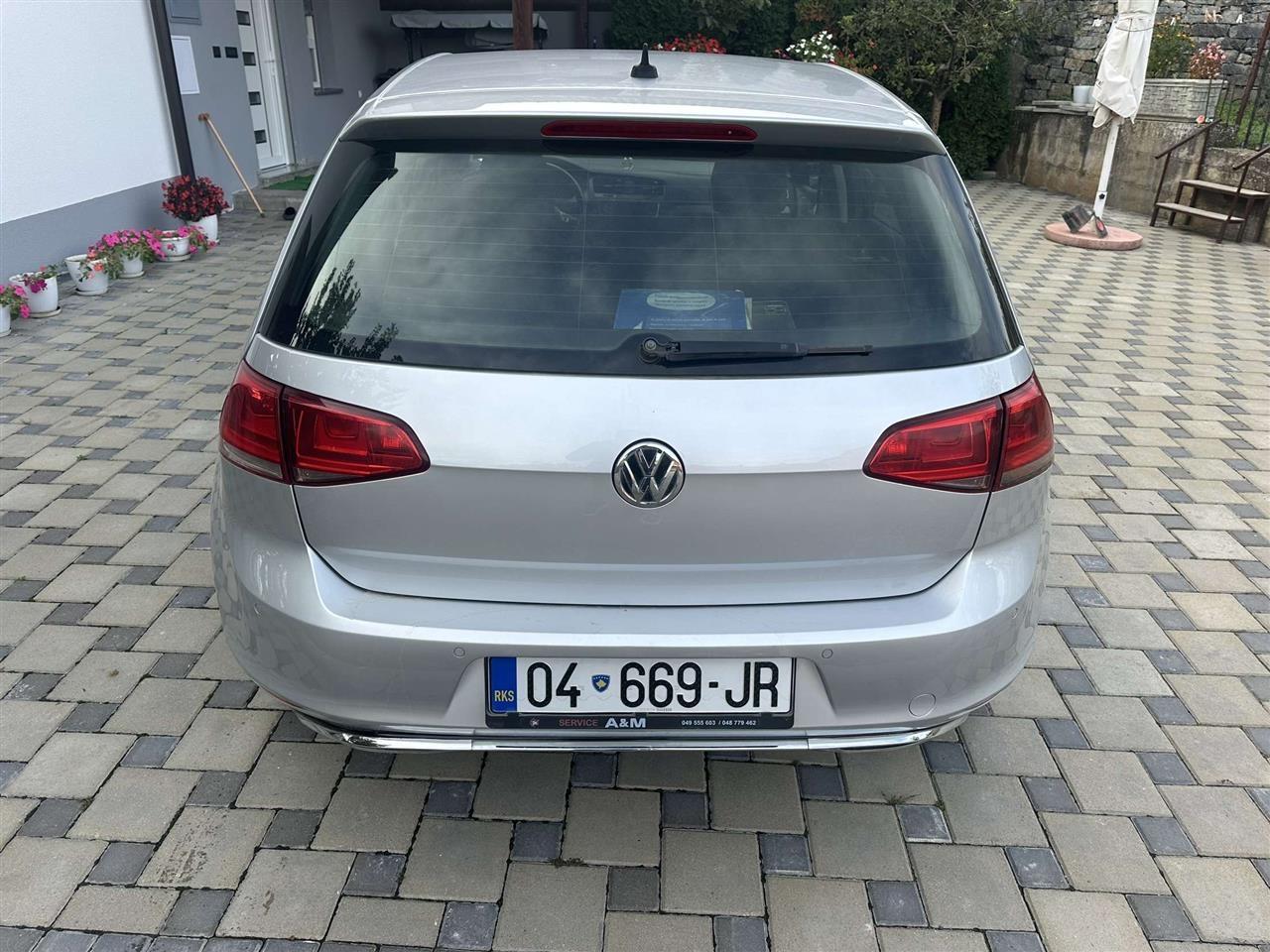 Golf-VII
