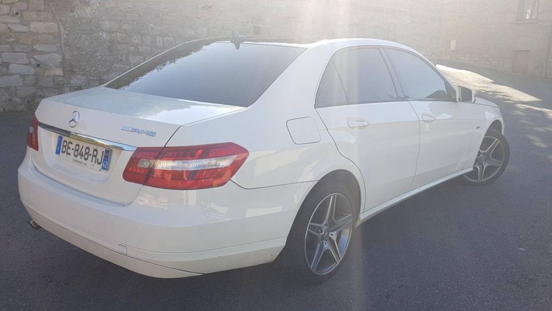MERCEDES-E220
