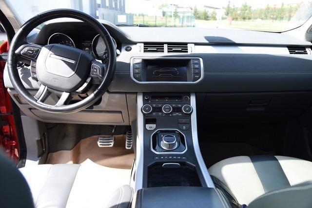 Range-Rover-Evoque-Si4-Dynamic
