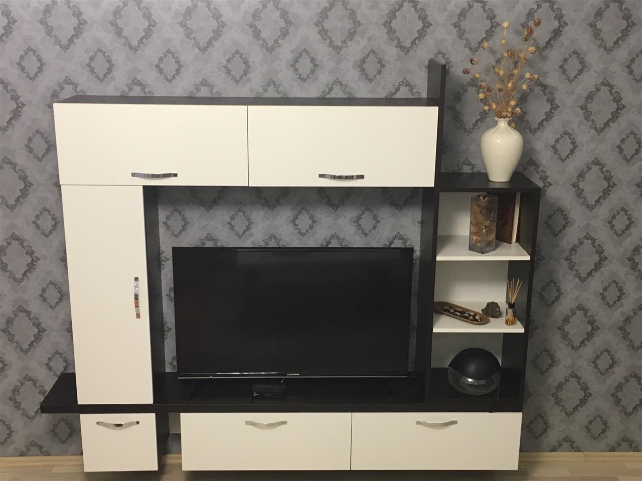 Komode-TV