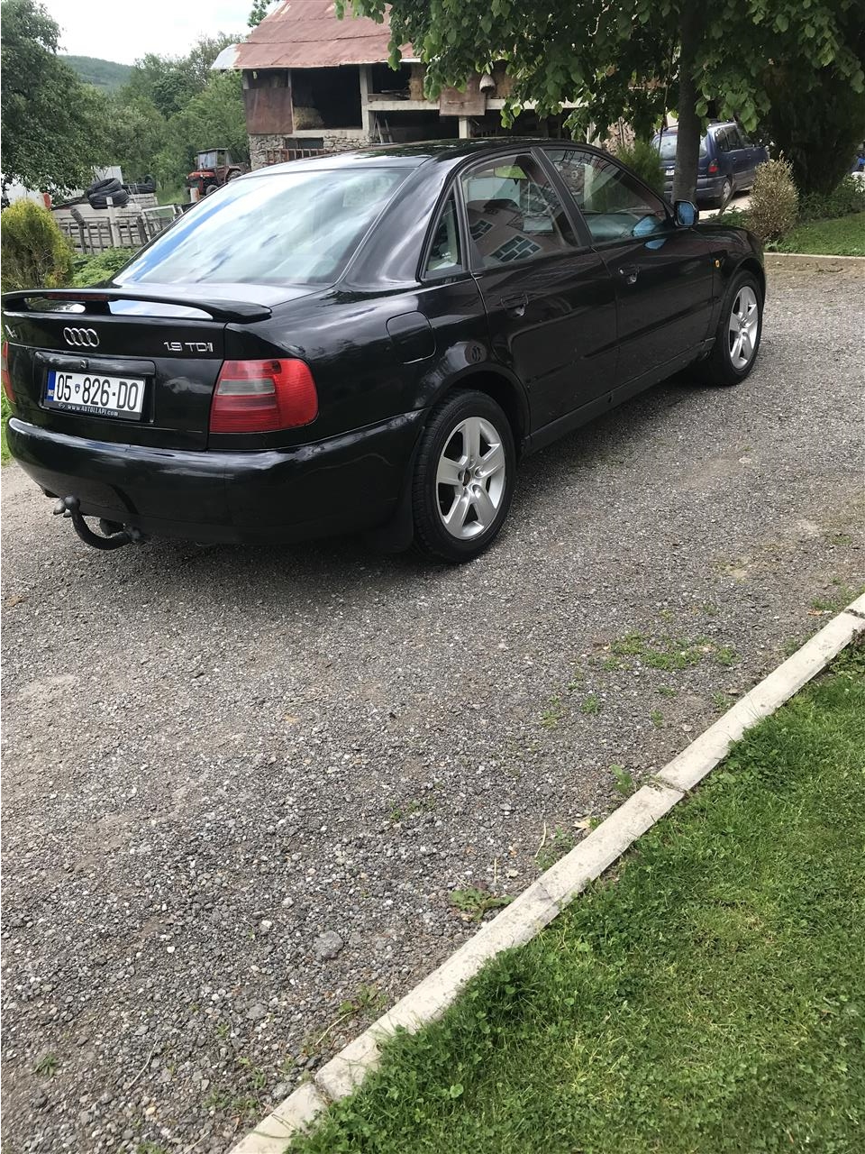 Audi-A4