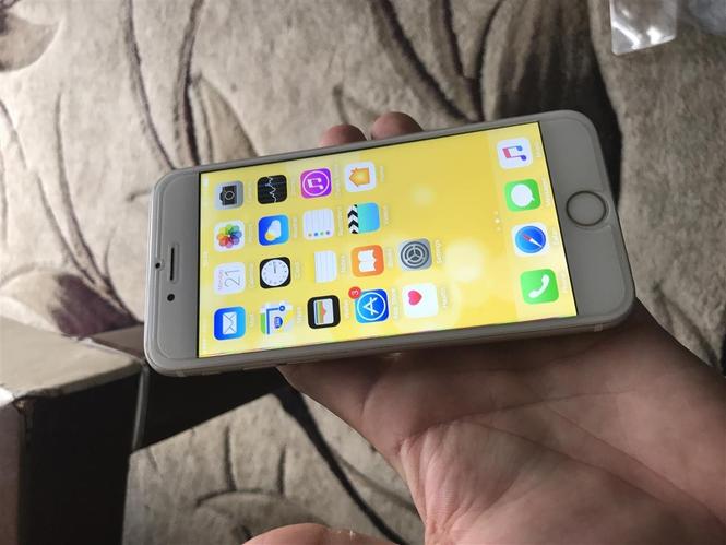 shes iphone 6 