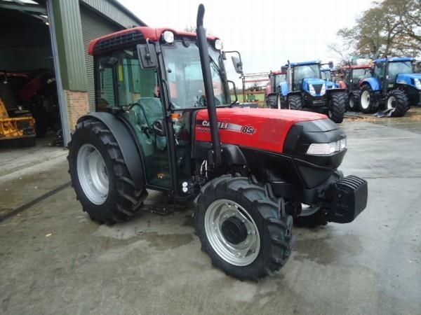 Traktor-2010-Case-IH-85F-Quantum