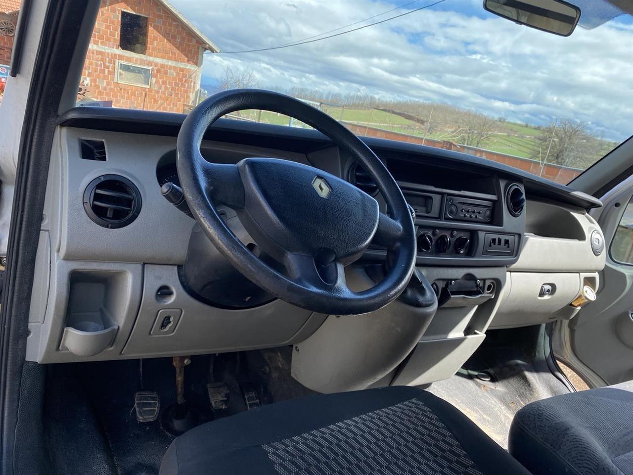 Renault-Master