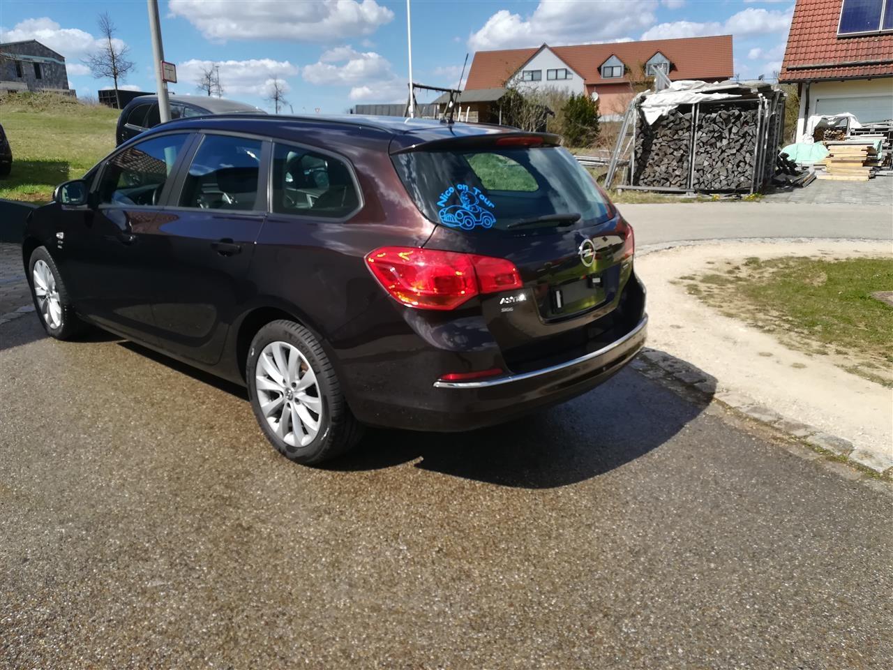 Opel-Astra-