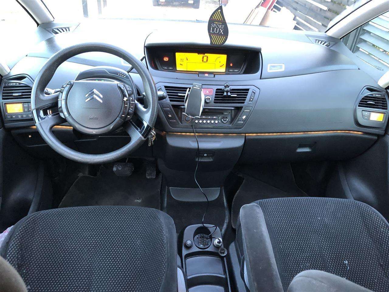 Citroen-C4-Picasso-