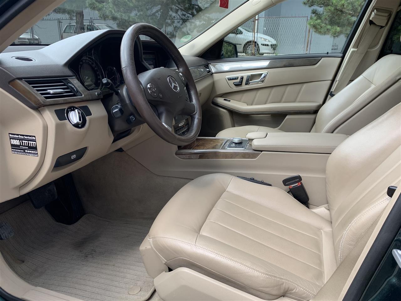 Mercedes-E350-