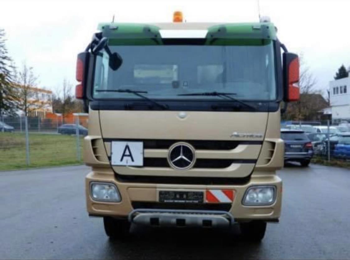 Actros-4144