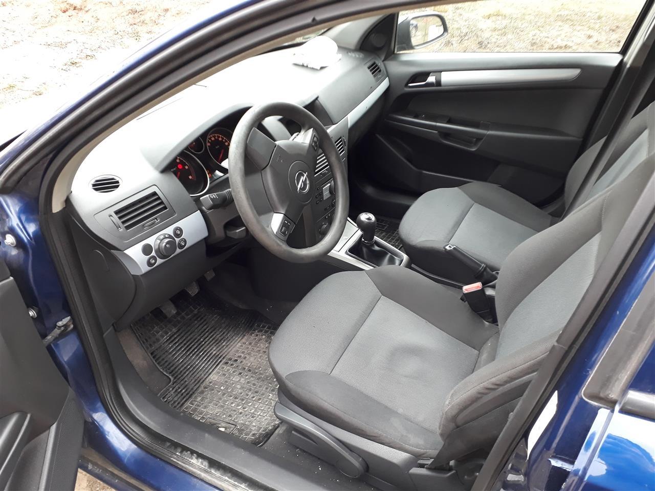 Opel-Astra