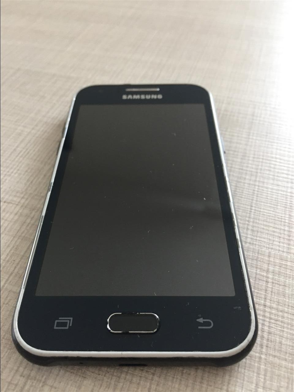 Samsung-J1