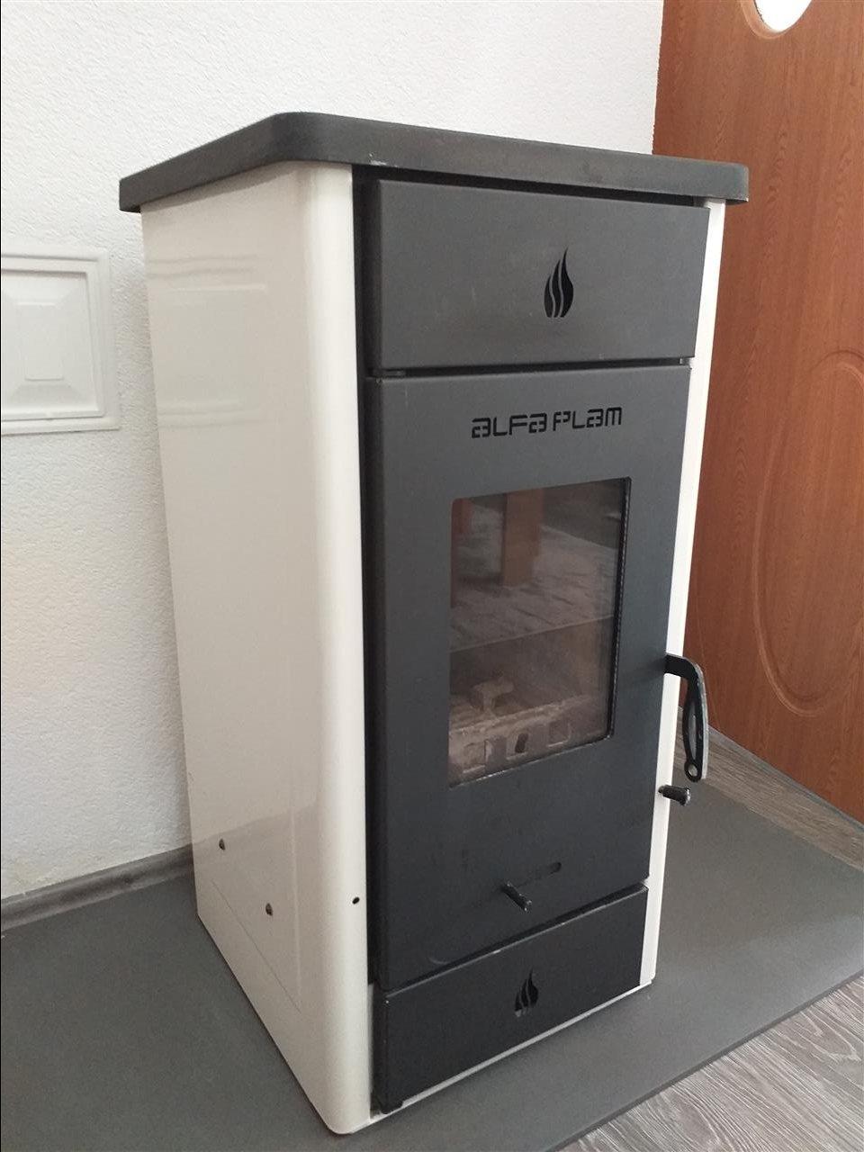 Kamin-Alfa-Plam