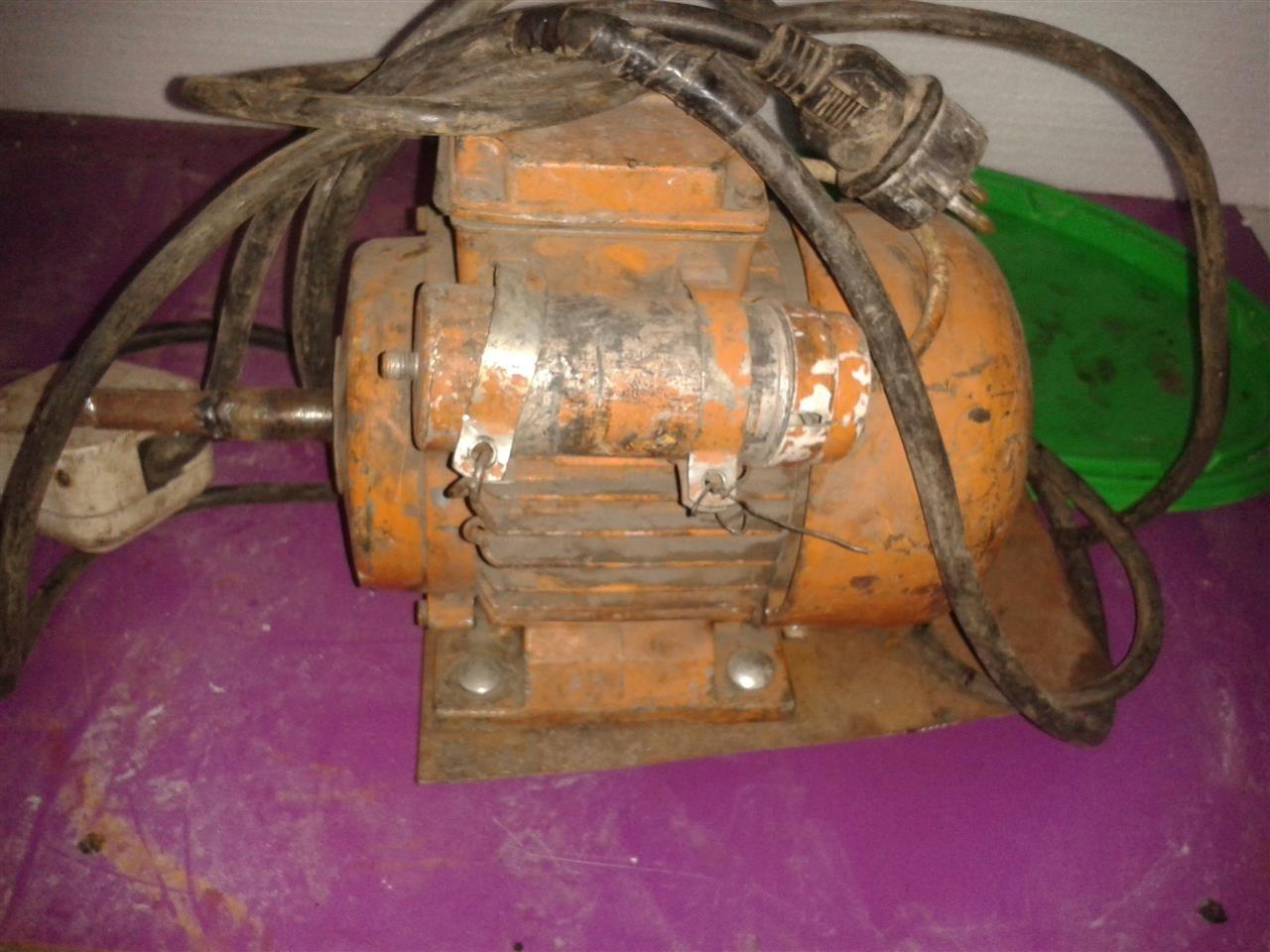 Motor