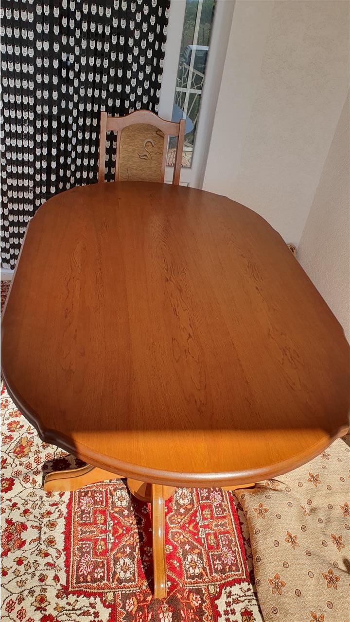 Tavolin-e-bukes-