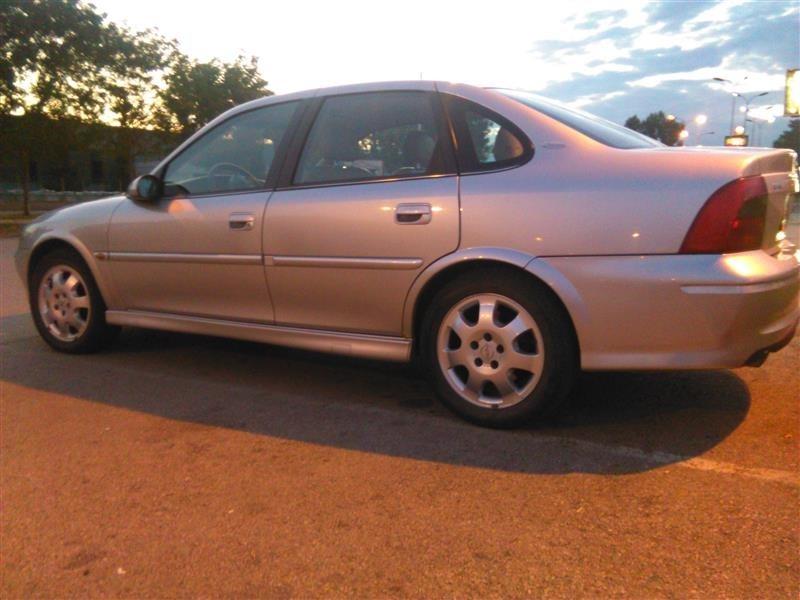 -Opel-Vectra-01-exstra-