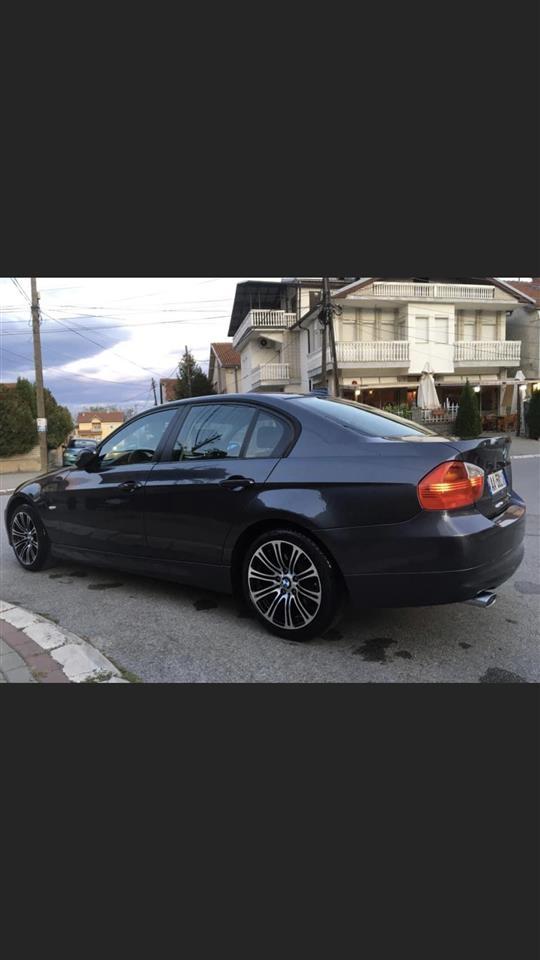 BMW-320D