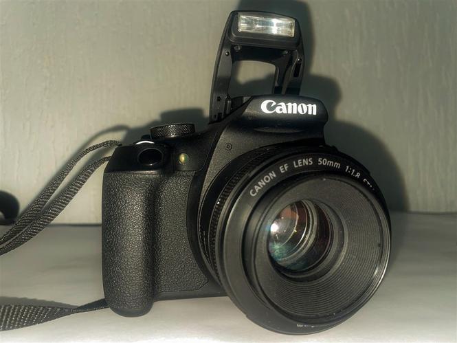 Canon 2000d
