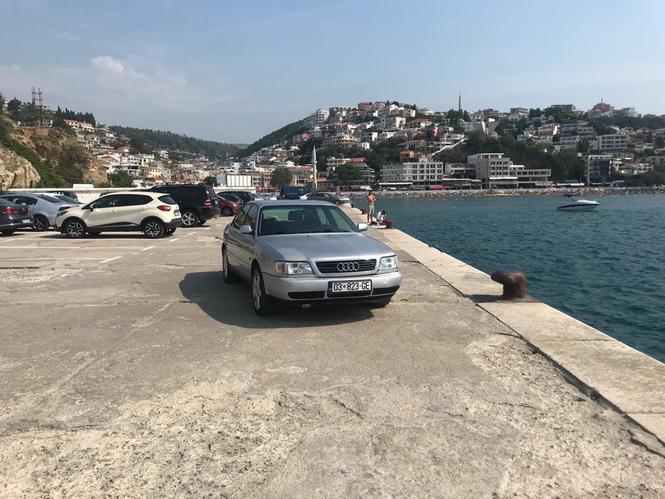 audi a6 c4