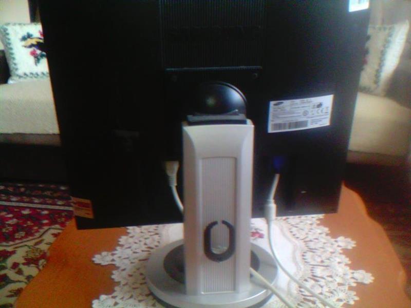 Monitor-Samsung