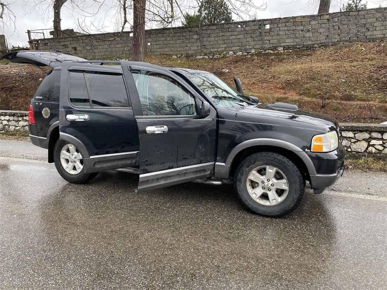 Ford-explorer