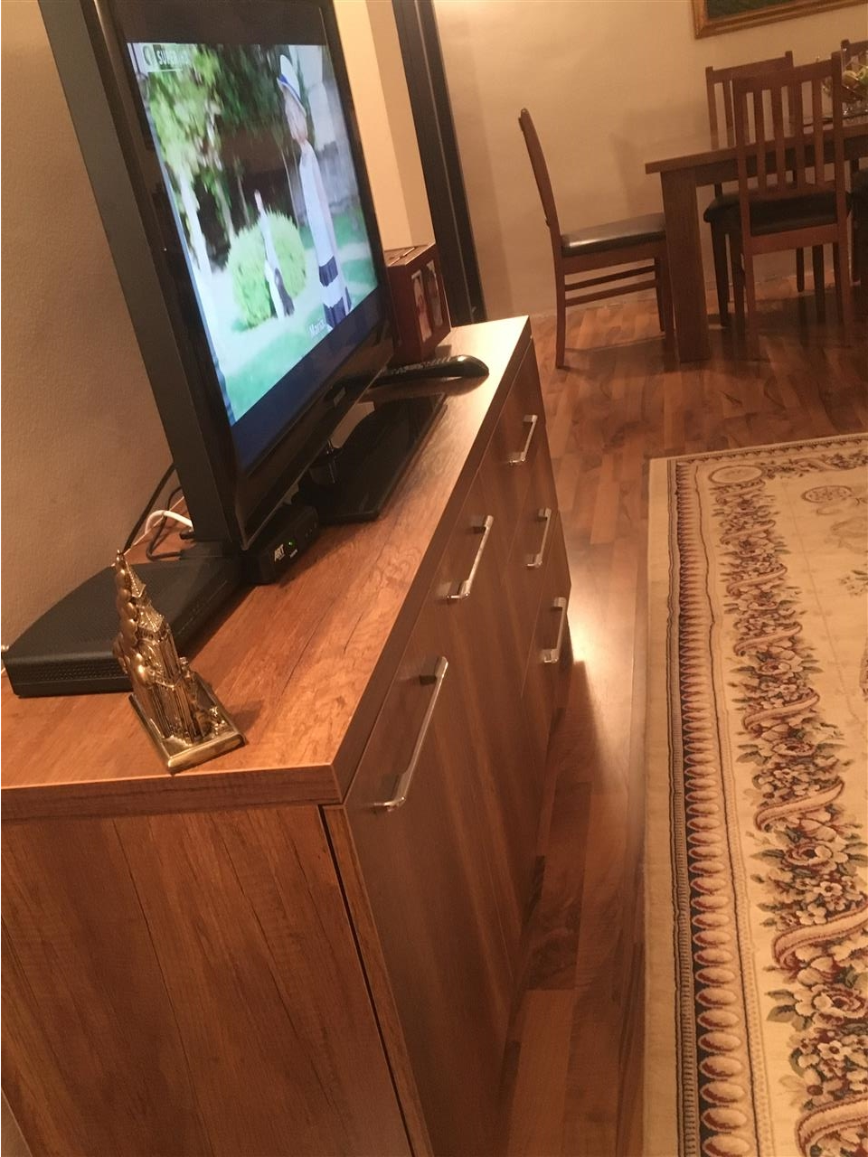 Komode-per-TV