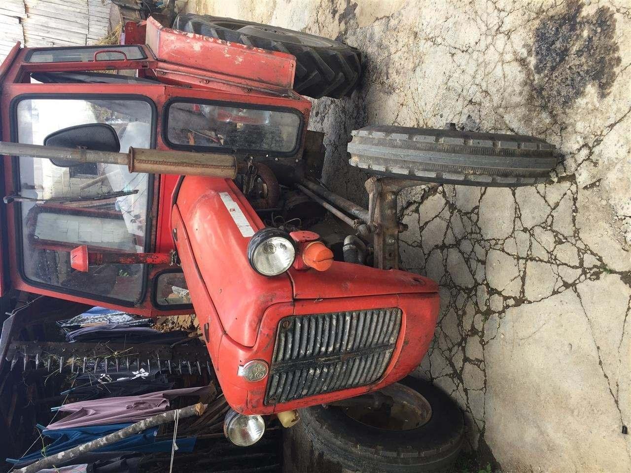 Traktor-IMT-539