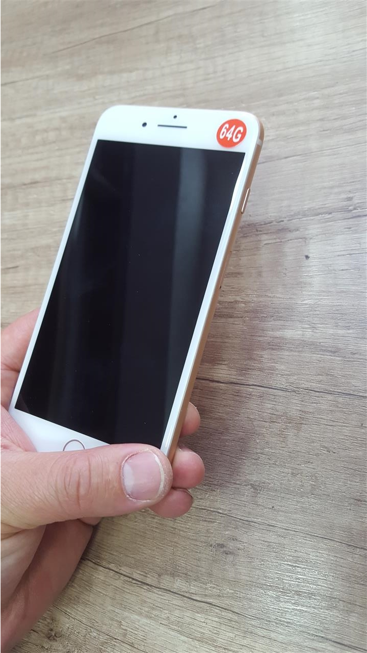 Shitet-iphone-8-plus-gold
