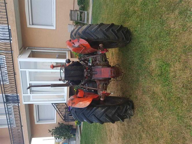 traktor ferguson 39