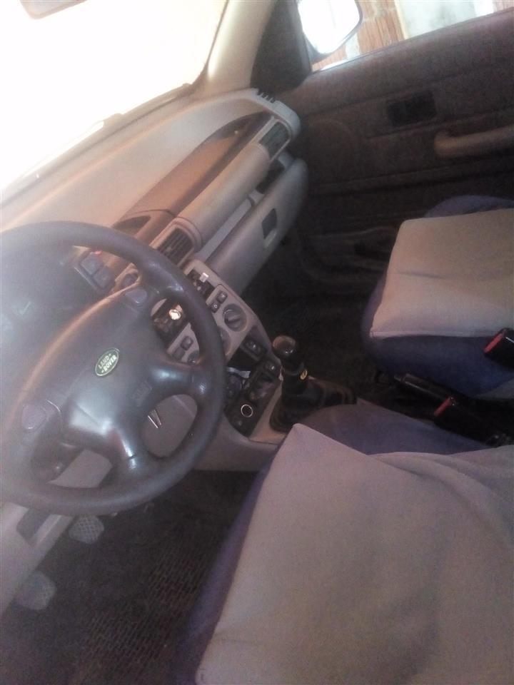 Land-Rover