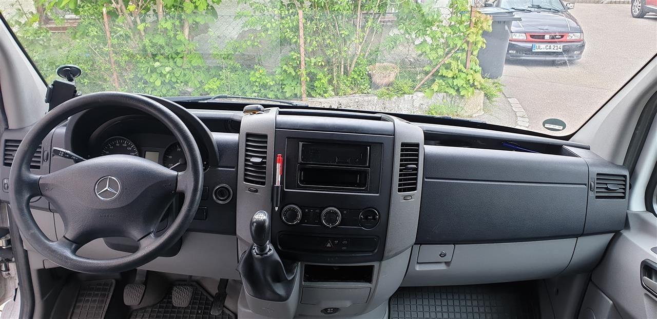 Mercedes-sprinter-