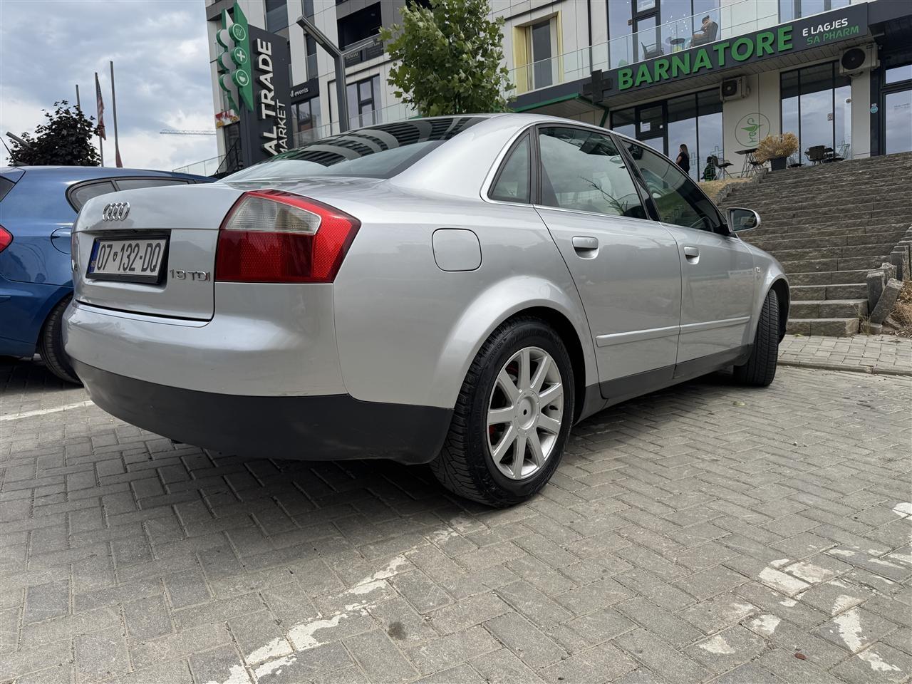 Shitet-Audi-A4-1-9-tdi-2004