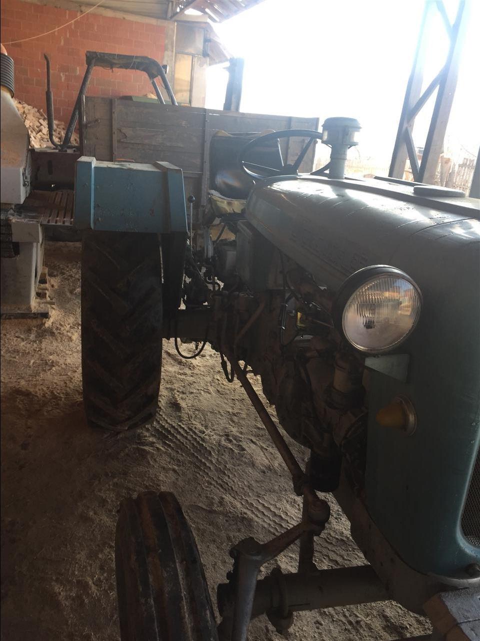 Traktor-Rakovic