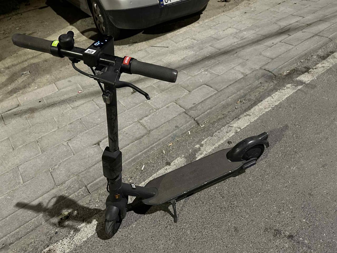 Trotinet-Segway-G30-MAX