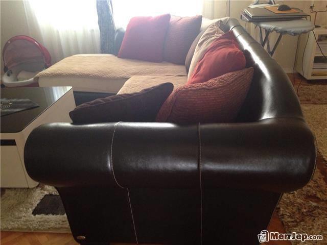 Shitet Kauqi ( Sofa)