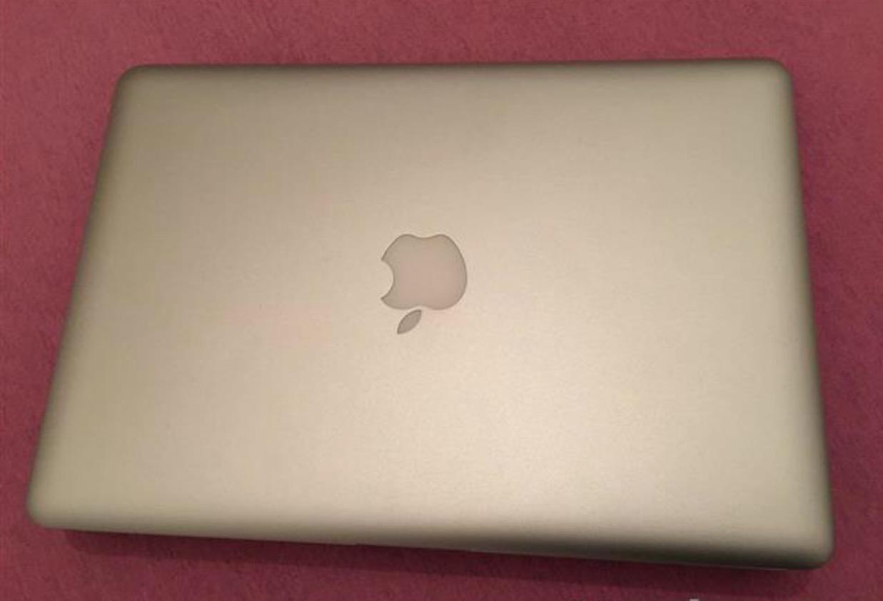 Macbook-pro--