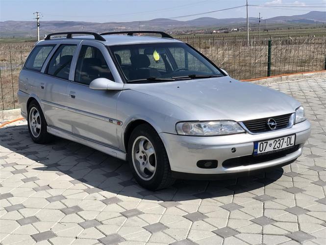 Shitet opel vectra 