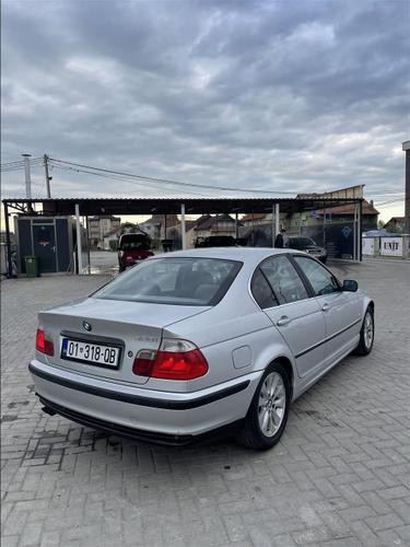 BMW 320i 2.2 