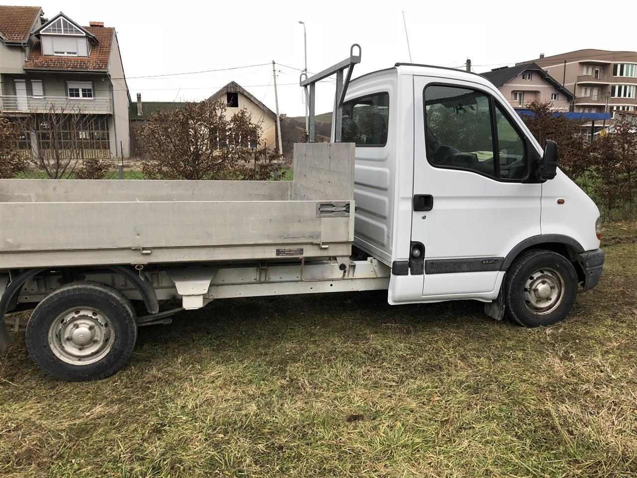 Renault-master-